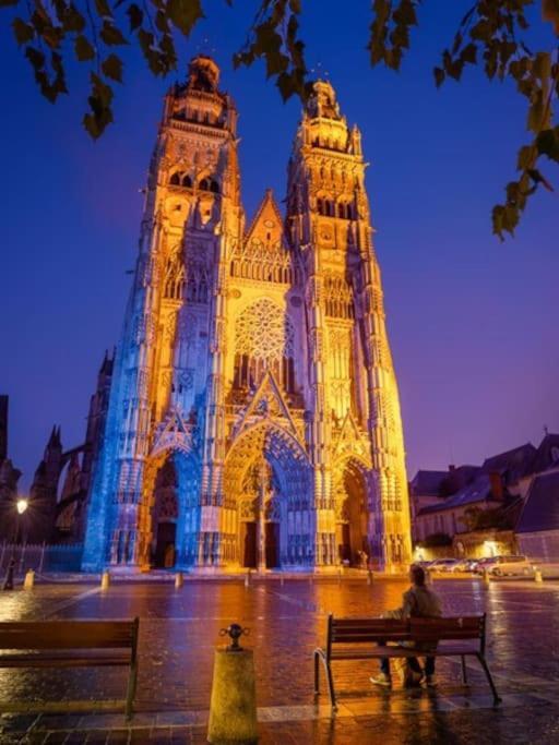 Tres Beau Studio Quartier Cathedrale Bord De Loire Tours Extérieur photo
